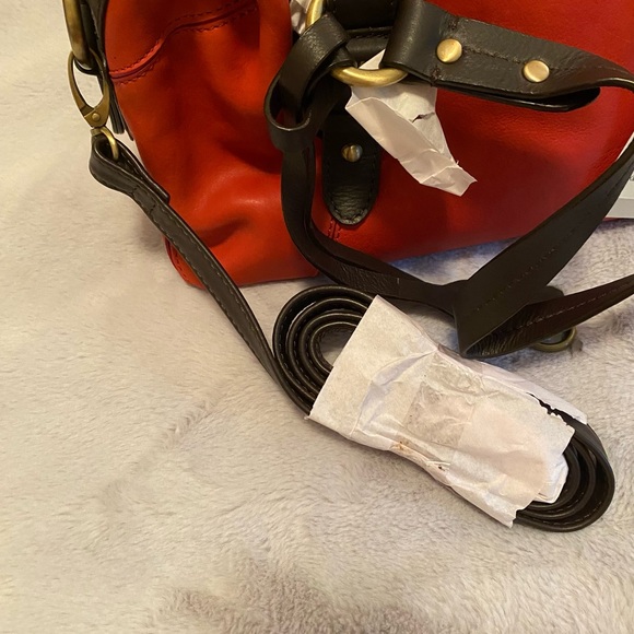 Lucky Brand Buckman leather satchel handbag, in Haute Red, NWT, style LB1041 - Picture 11 of 16